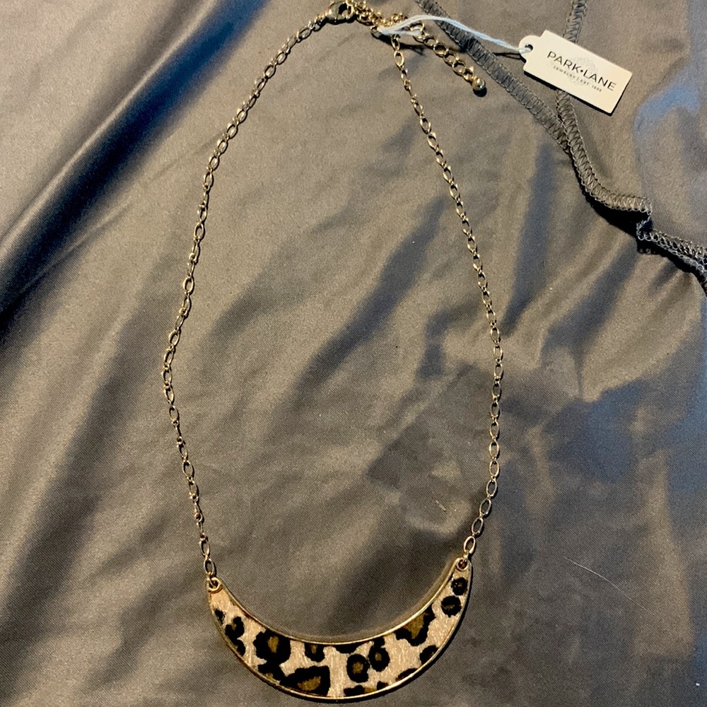 Gold plated chetah print pendent